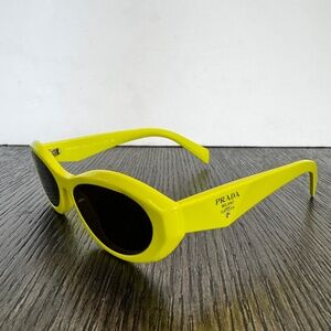 Prada PR26ZS 13L08Z Sunglasses Cedar Dark Grey Oval Women EUC Yellow Italy